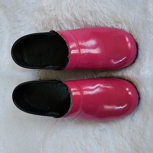 Sanita Clogs